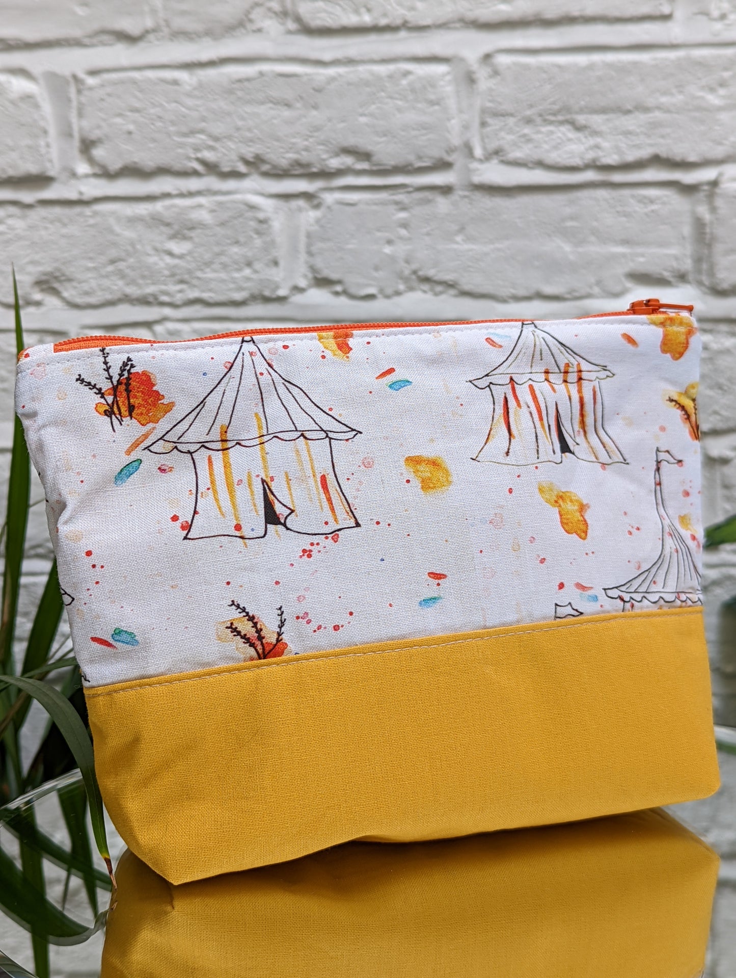 Pouch Grip Bag