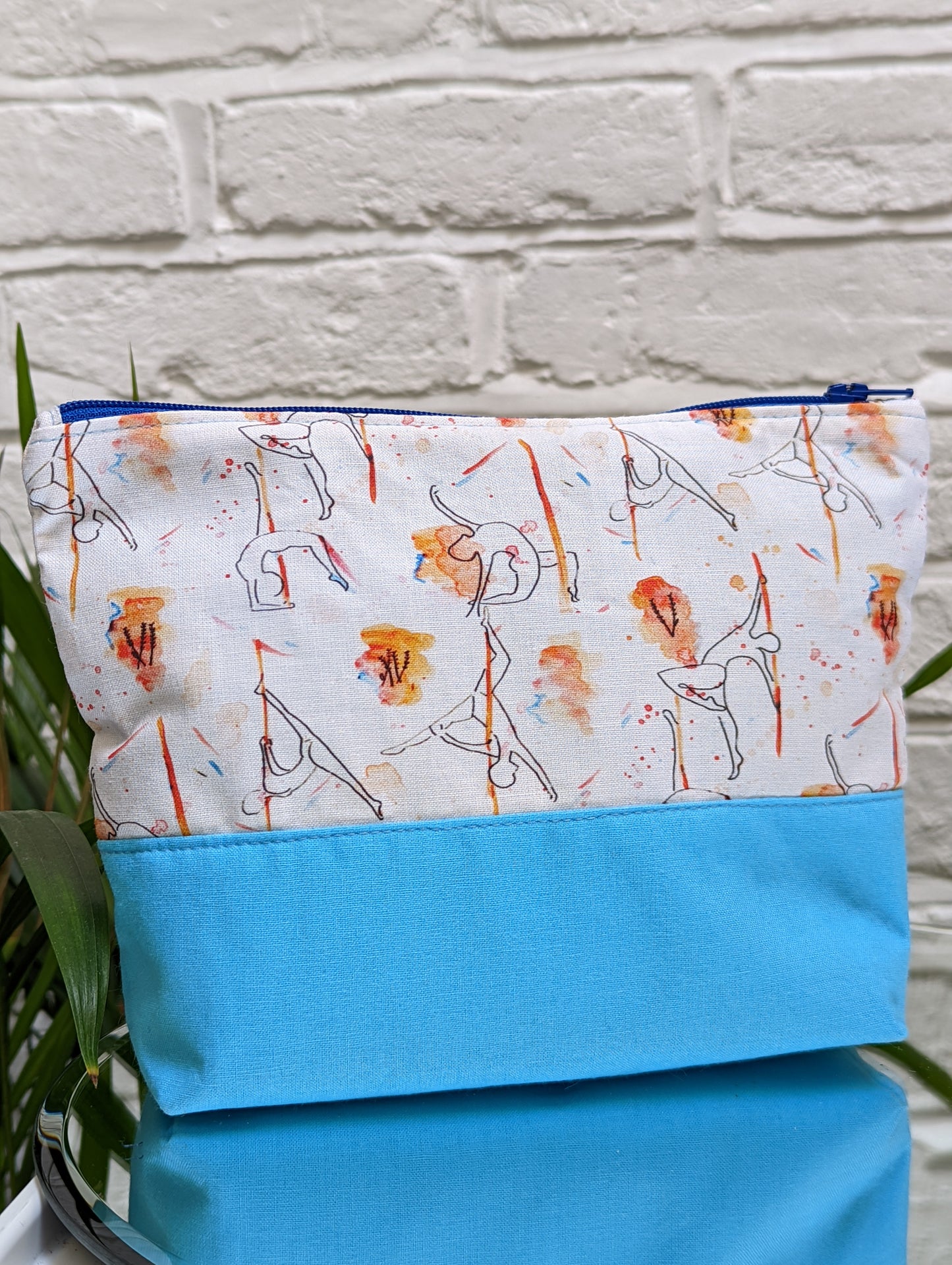 Pouch Grip Bag